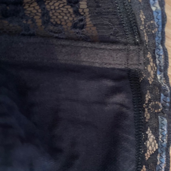 ❌DONATED❌Free People Black Scallop Lace Bandeau Strapless Bra Top - Picture 7 of 10